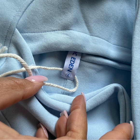 AELFRIC EDEN STAR FLORAL GRAPHIC Medium - Picture 7 of 8